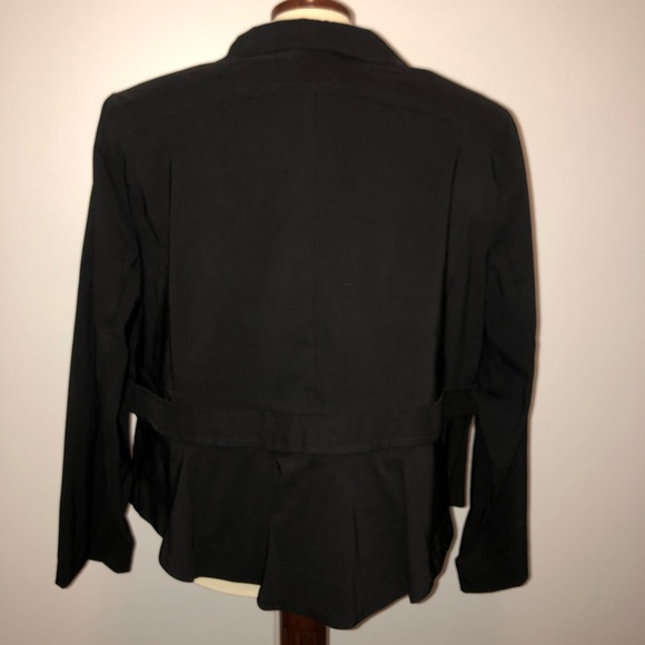 Plus size blazer - Picture 2 of 7